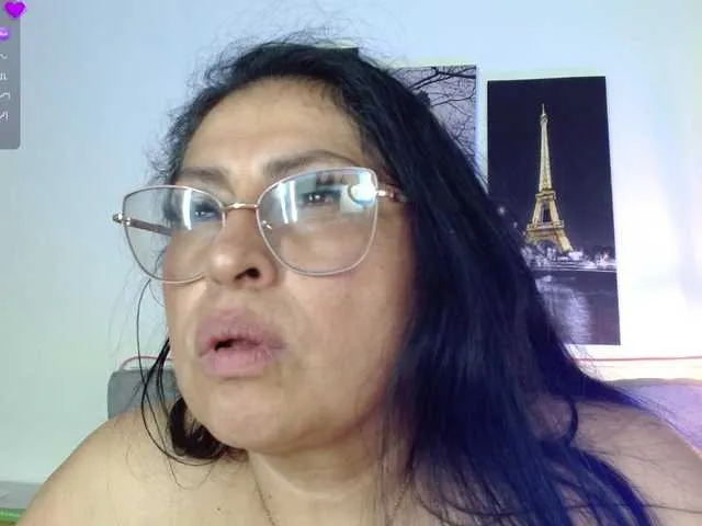 Live sex webcam photo for keyla01 #291764179