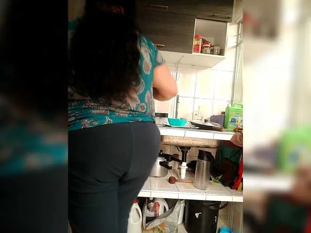 Live sex webcam photo for keyla01 #292056036