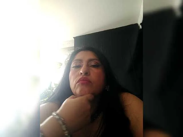 Live sex webcam photo for keyla01 #292082595