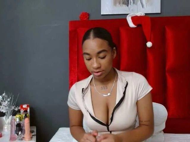 Live sex webcam photo for keylaHolmes #276956220