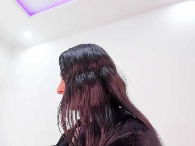 Live sex webcam photo for kharlyn-angel #291729601