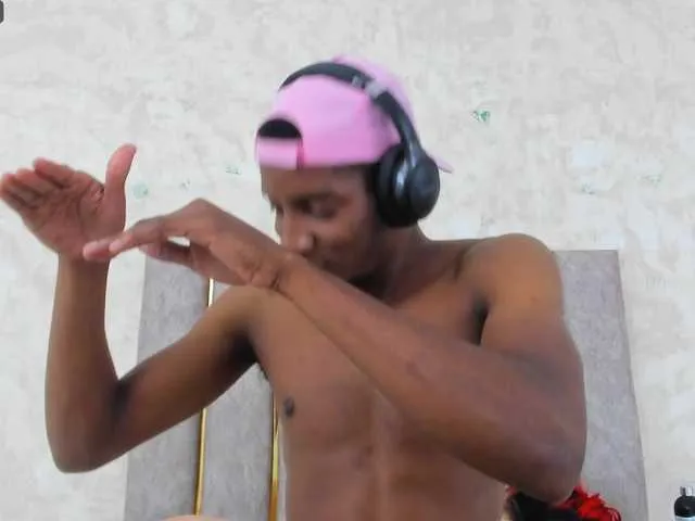 Live sex webcam photo for kheirayjason #275736180