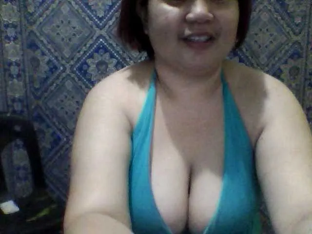 Live sex webcam photo for khim052630 #290574769