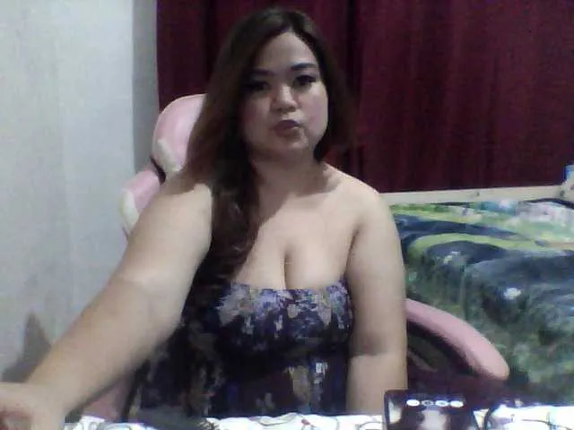 Live sex webcam photo for khim052630 #291034198