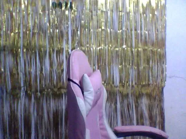Live sex webcam photo for khim052630 #291177319