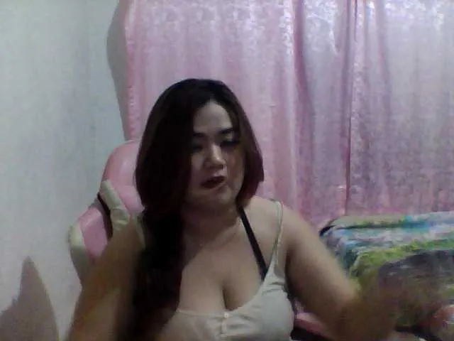 Live sex webcam photo for khim052630 #291205517