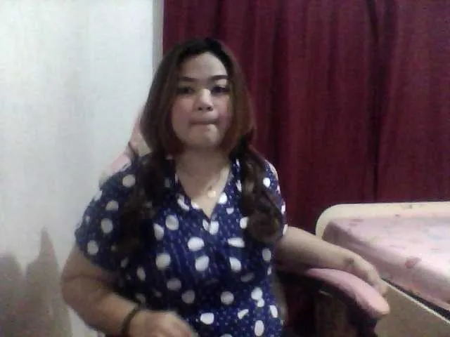 Live sex webcam photo for khim052630 #291303547