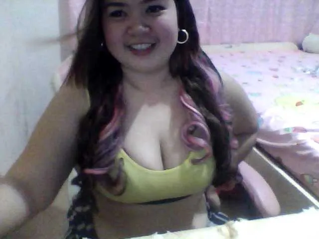 Live sex webcam photo for khim052630 #291622555