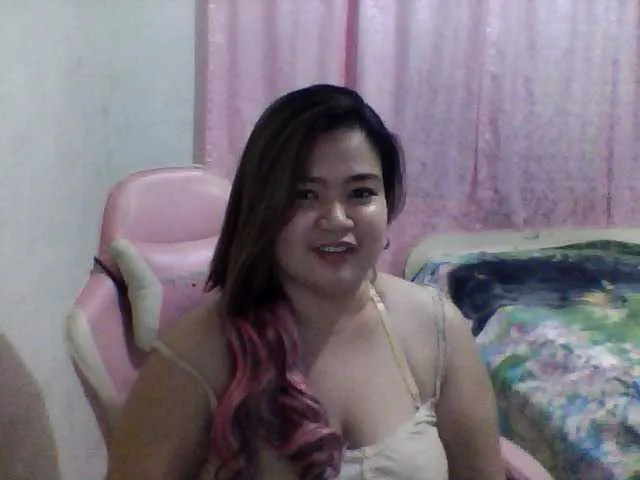 Live sex webcam photo for khim052630 #291740880