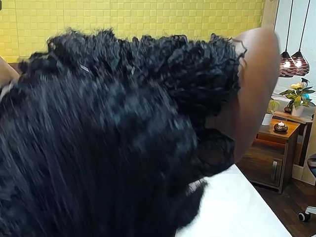 Live sex webcam photo for kiara-evanss #276262931