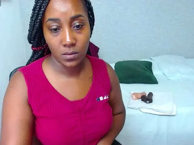 Live sex webcam photo for kiara-evanss #277146043