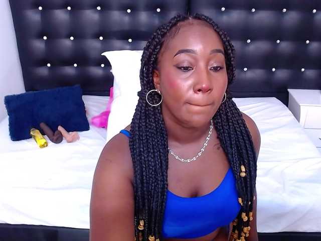 Live sex webcam photo for kiara-evanss #290134720