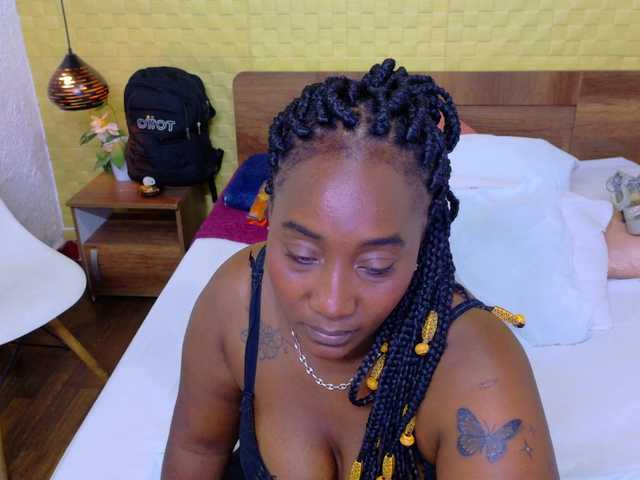 Live sex webcam photo for kiara-evanss #292072599