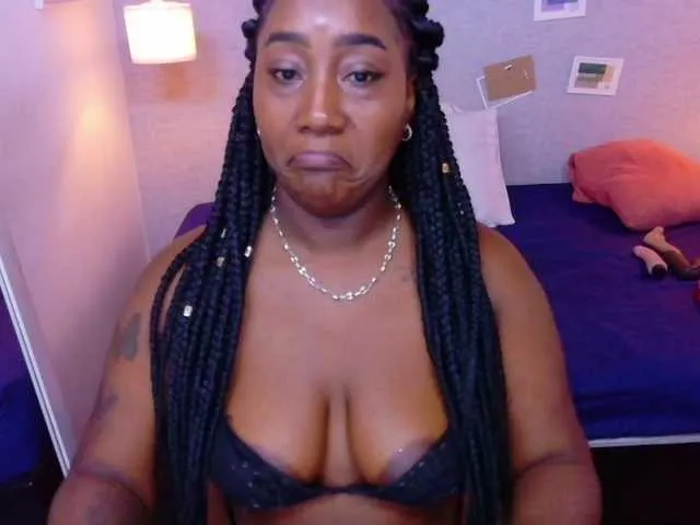 Live sex webcam photo for kiara-evanss #293976195