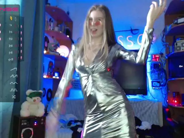 Live sex webcam photo for kika-Co #272188873