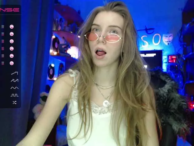 Live sex webcam photo for kika-Co #272210201