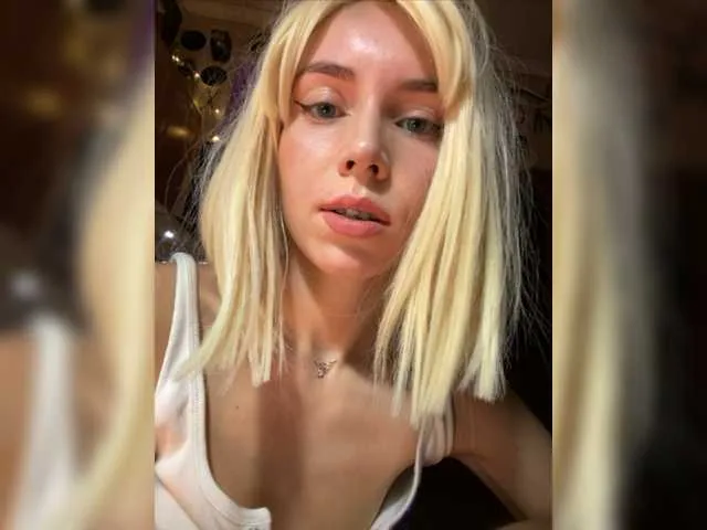 Live sex webcam photo for kika-Co #276492006