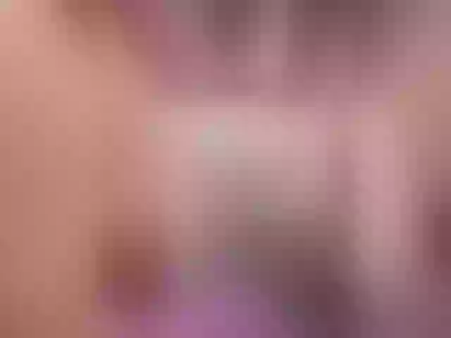 Live sex webcam photo for kika-Co #276641914