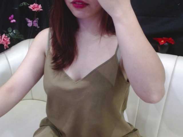 Live sex webcam photo for kiki-001 #275744576