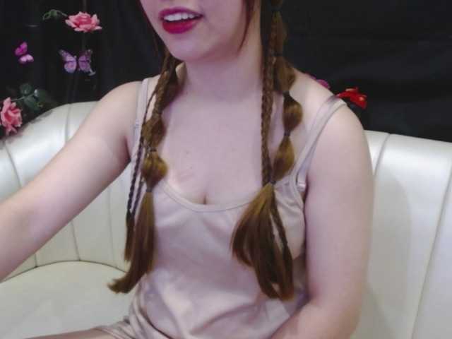 Live sex webcam photo for kiki-001 #275809887