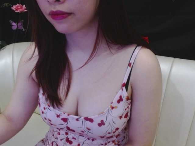 Live sex webcam photo for kiki-001 #275915556