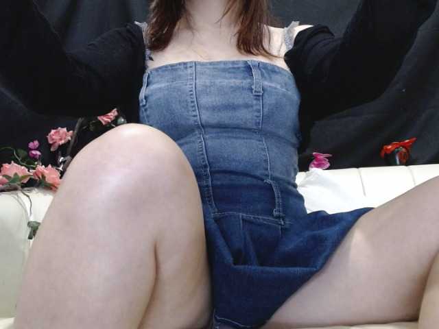 Live sex webcam photo for kiki-001 #276766544