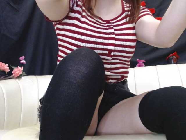 Live sex webcam photo for kiki-001 #277071853