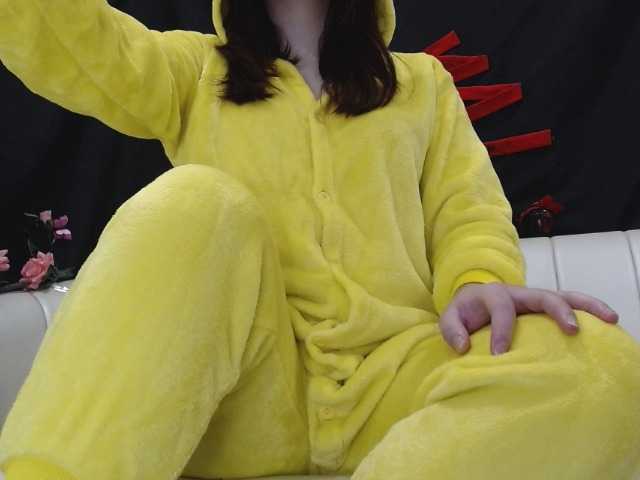 Live sex webcam photo for kiki-001 #277202097