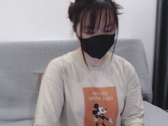 Live sex webcam photo for kiki-001 #277698386