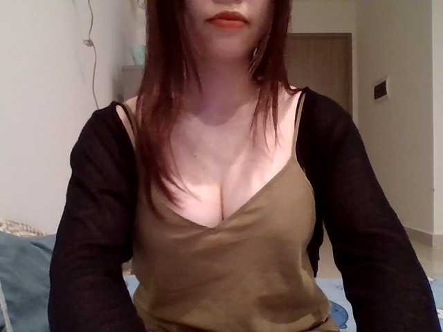 Live sex webcam photo for kiki-001 #277919168