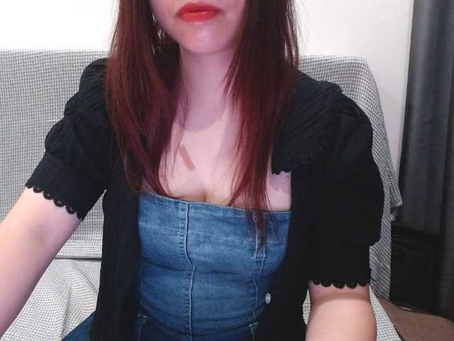 Live sex webcam photo for kiki-001 #277939485