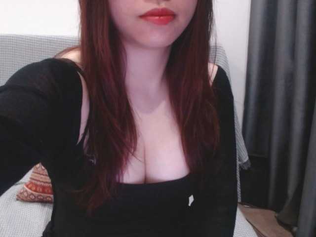 Live sex webcam photo for kiki-001 #277971310