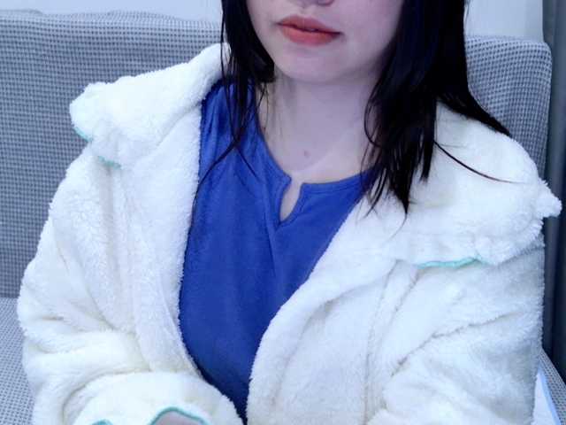 Live sex webcam photo for kiki-001 #290293495