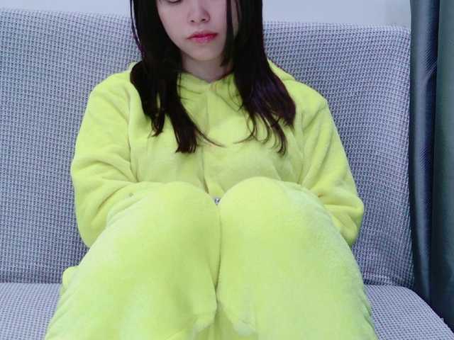 Live sex webcam photo for kiki-001 #290437529