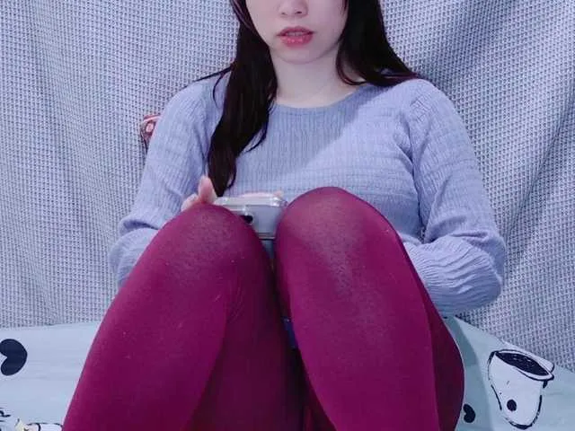 Live sex webcam photo for kiki-001 #290532654