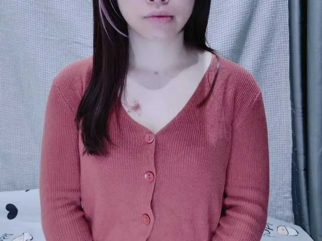 Live sex webcam photo for kiki-001 #290634075