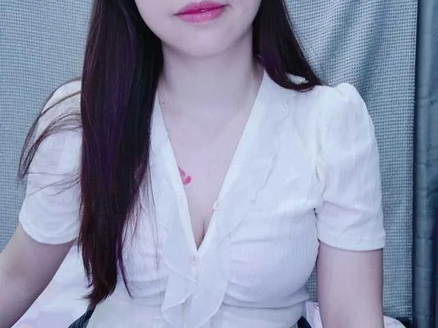 Live sex webcam photo for kiki-001 #291214433