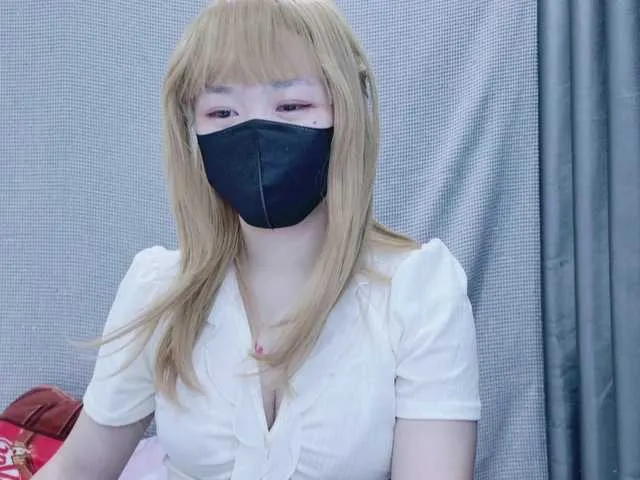 Live sex webcam photo for kiki-001 #291216482