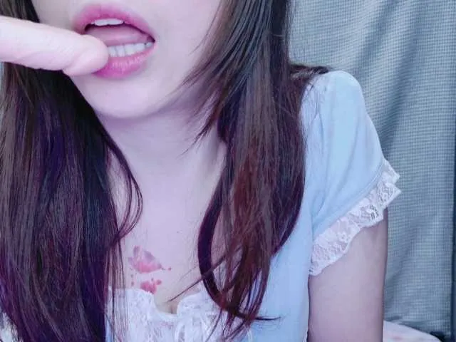 Live sex webcam photo for kiki-001 #291231522