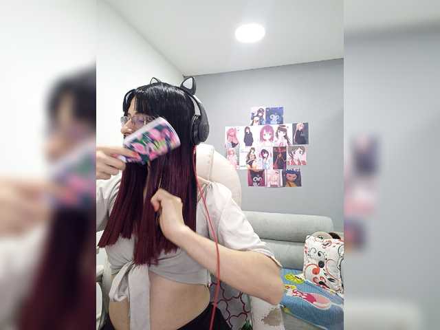 Live sex webcam photo for kim-edwards #275628884