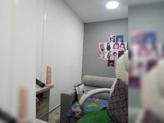 Live sex webcam photo for kim-edwards #275718664