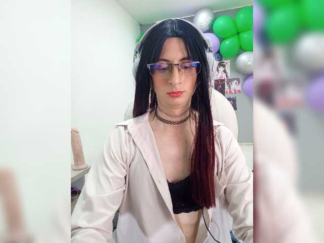 Live sex webcam photo for kim-edwards #276163077