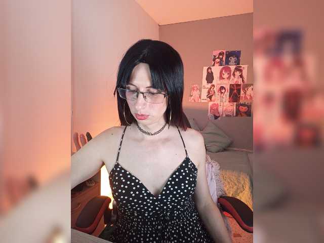 Live sex webcam photo for kim-edwards #276289075