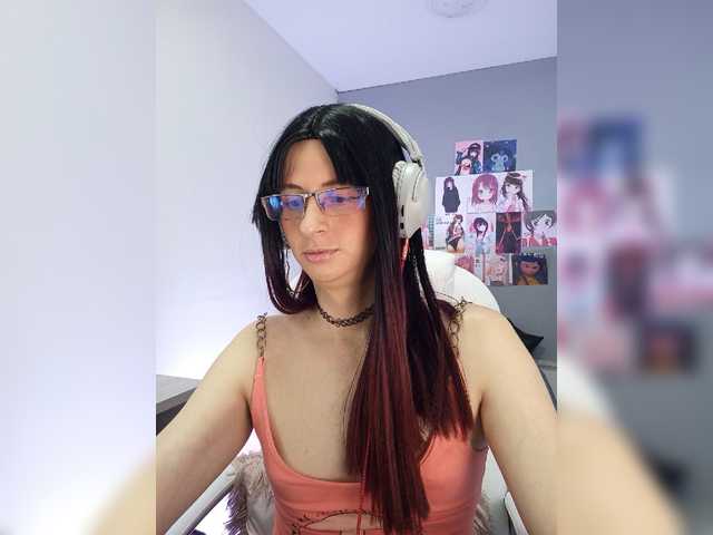 Live sex webcam photo for kim-edwards #276485536