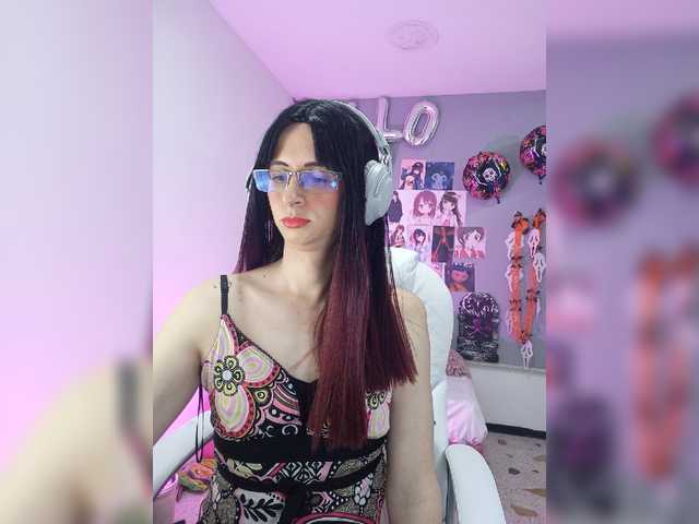 Live sex webcam photo for kim-edwards #276649968