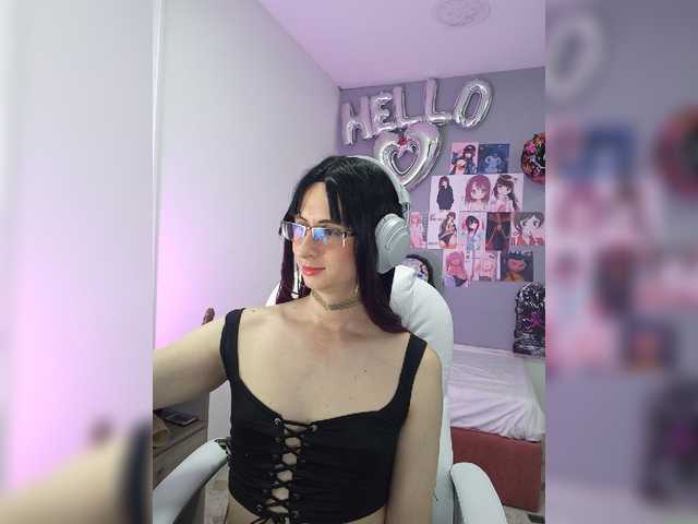 Live sex webcam photo for kim-edwards #276728653