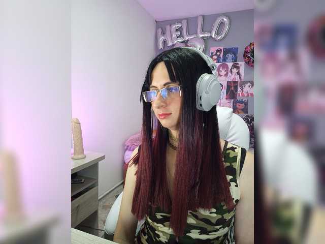 Live sex webcam photo for kim-edwards #276735735