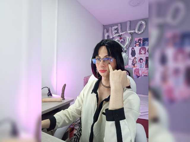 Live sex webcam photo for kim-edwards #276771053