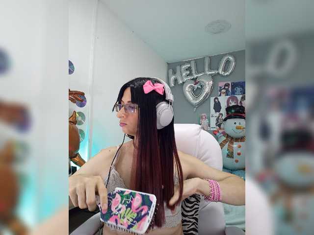 Live sex webcam photo for kim-edwards #276930424