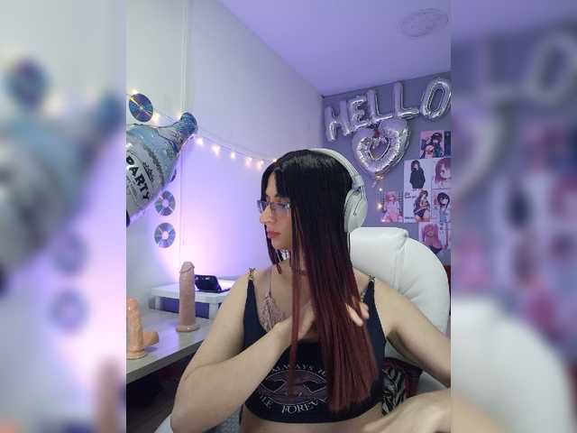 Live sex webcam photo for kim-edwards #277248585